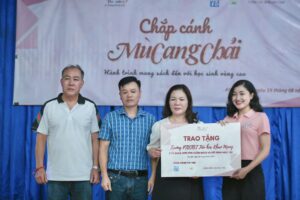 Chắp cánh Mù Cang Chải - Thư Viện từ những bông hoa